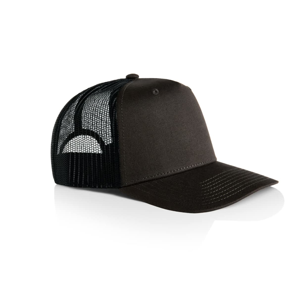 Stock Contrast Trucker