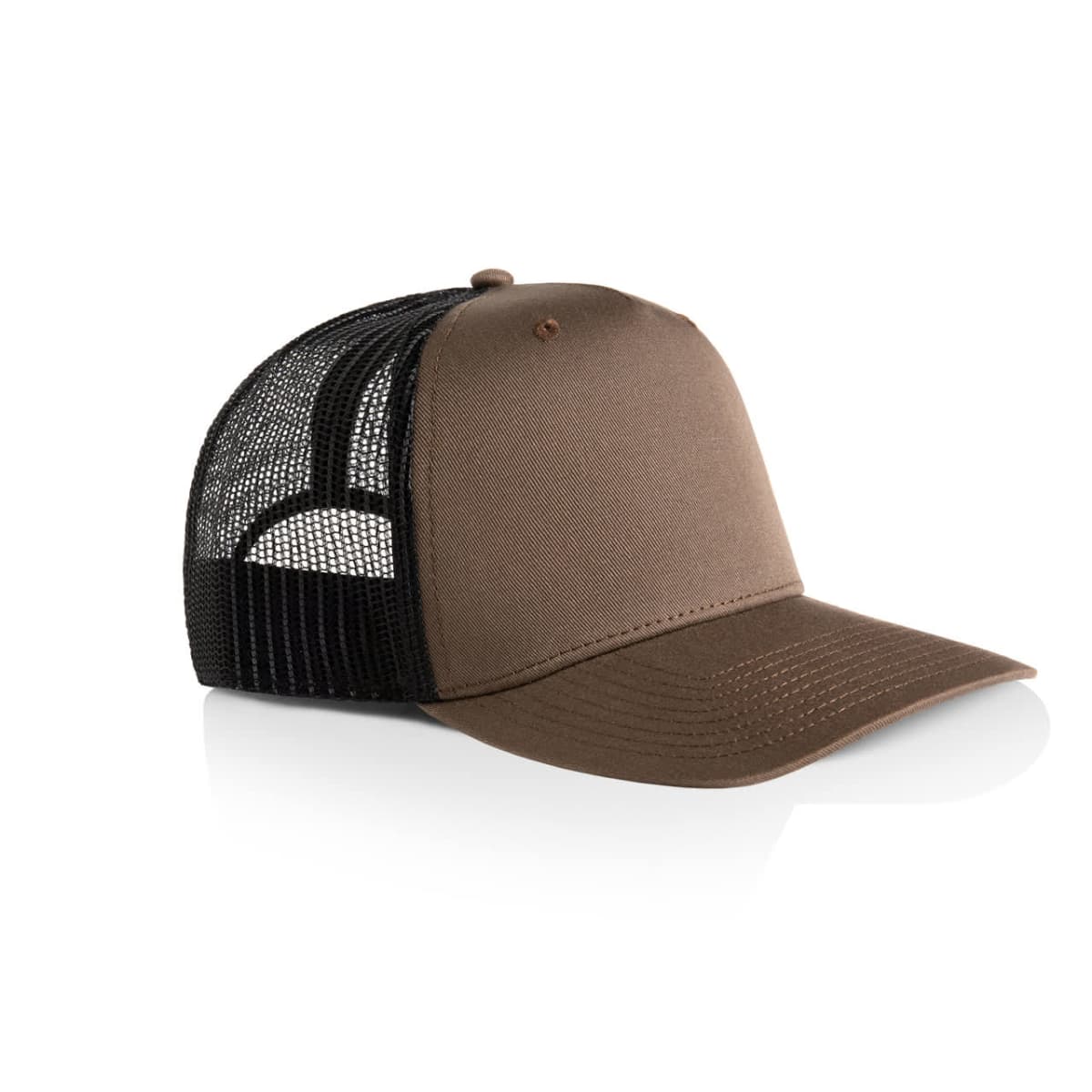 Stock Contrast Trucker