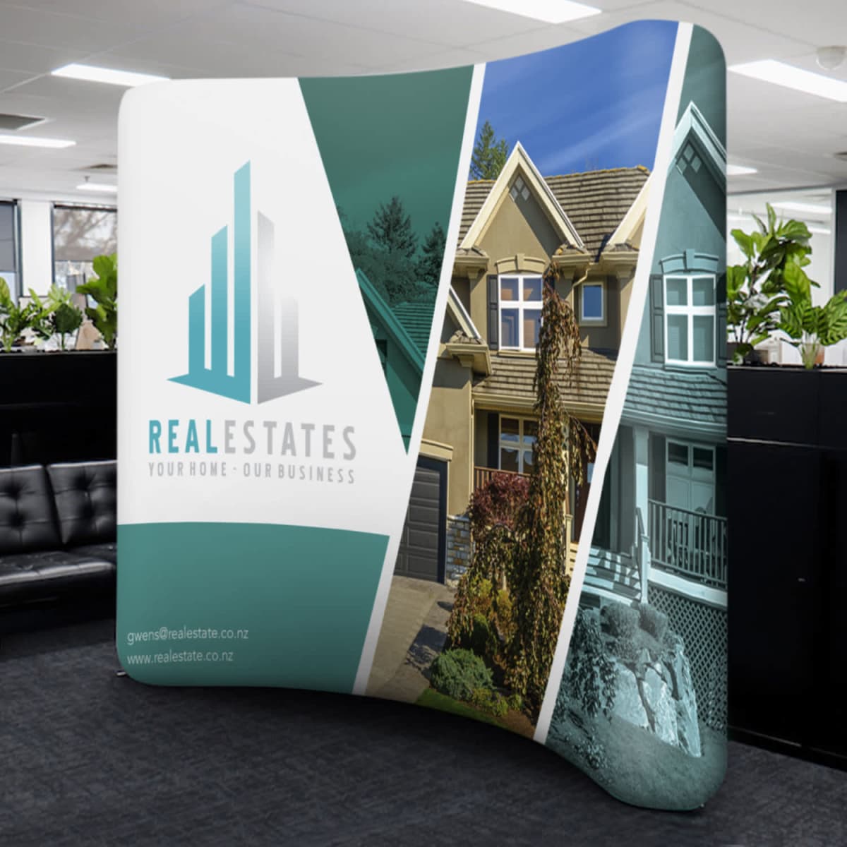 Curved Stretch Media Wall Small