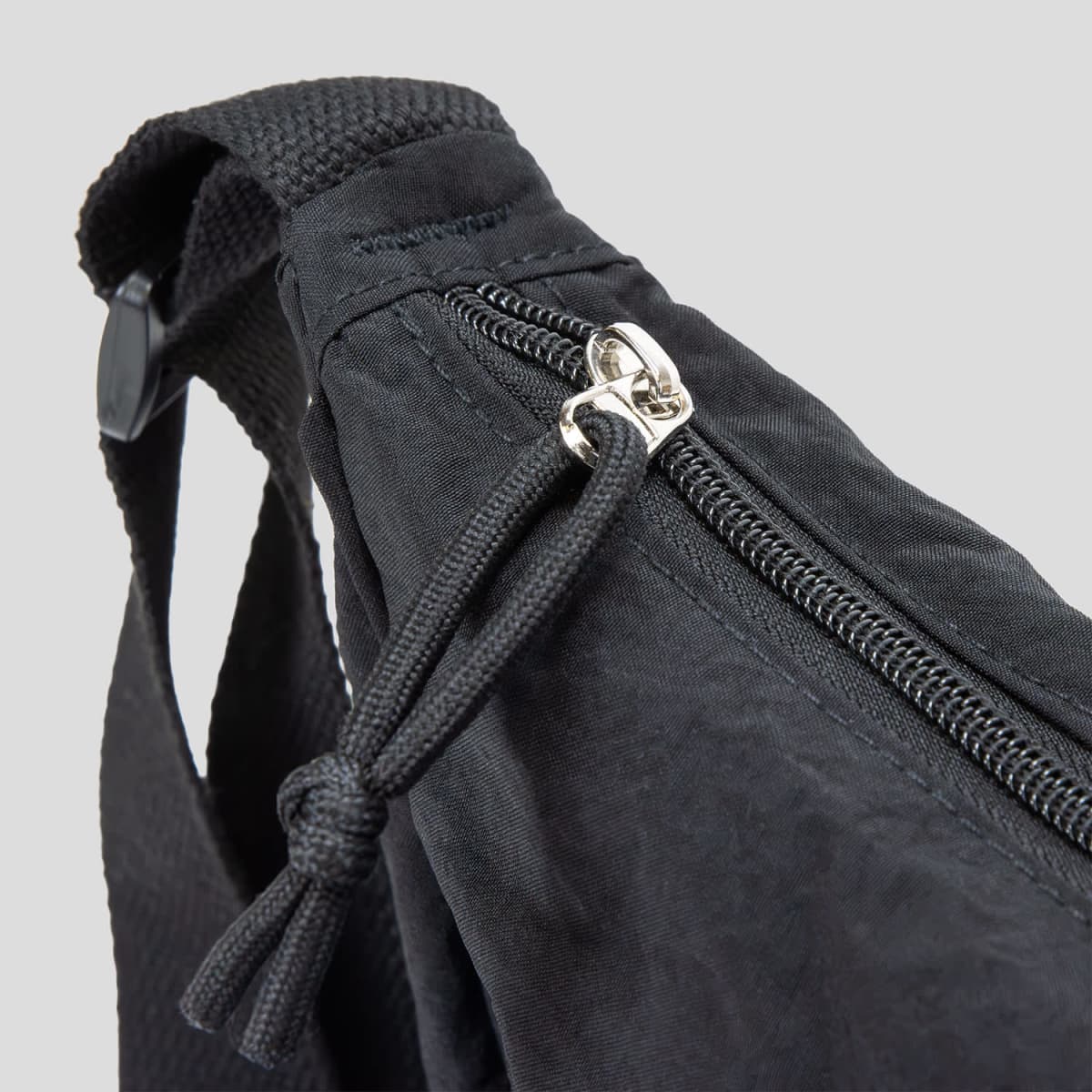 Selene Moon Bag