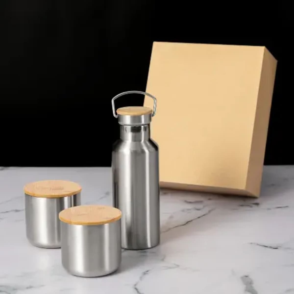 Flask & Cup set - Dickinson