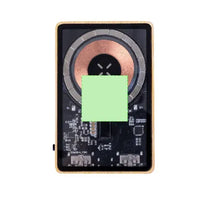 Dominik - Transparent Charger