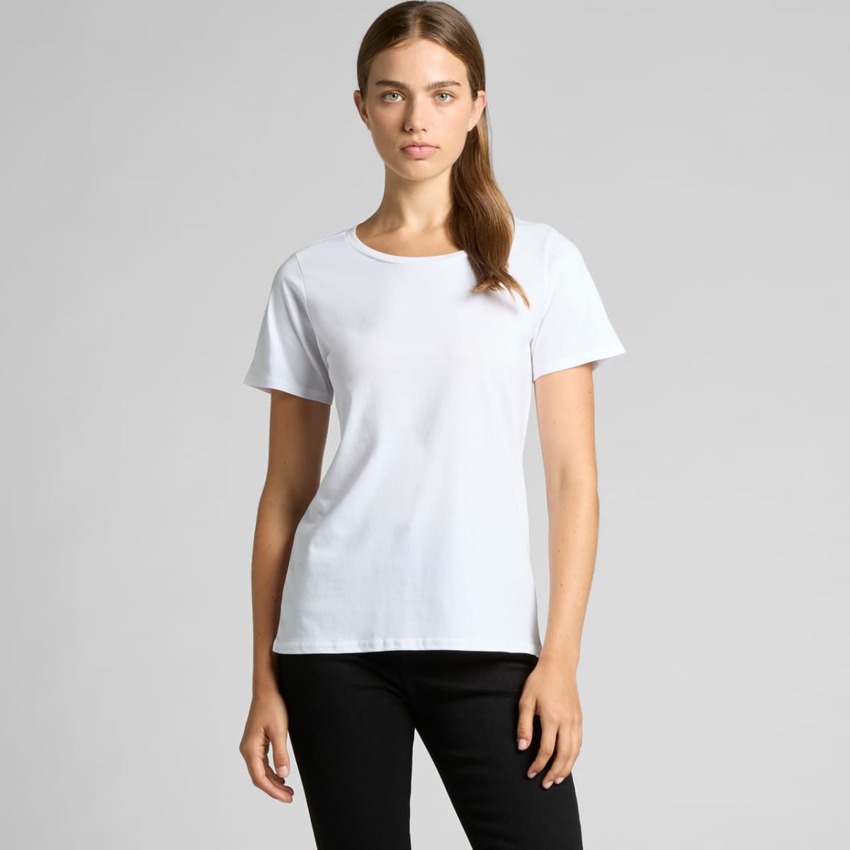 Wo's Shallow Scoop Tee