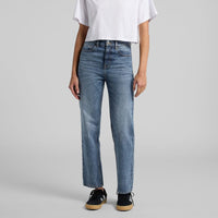 Wo's Straight Jeans