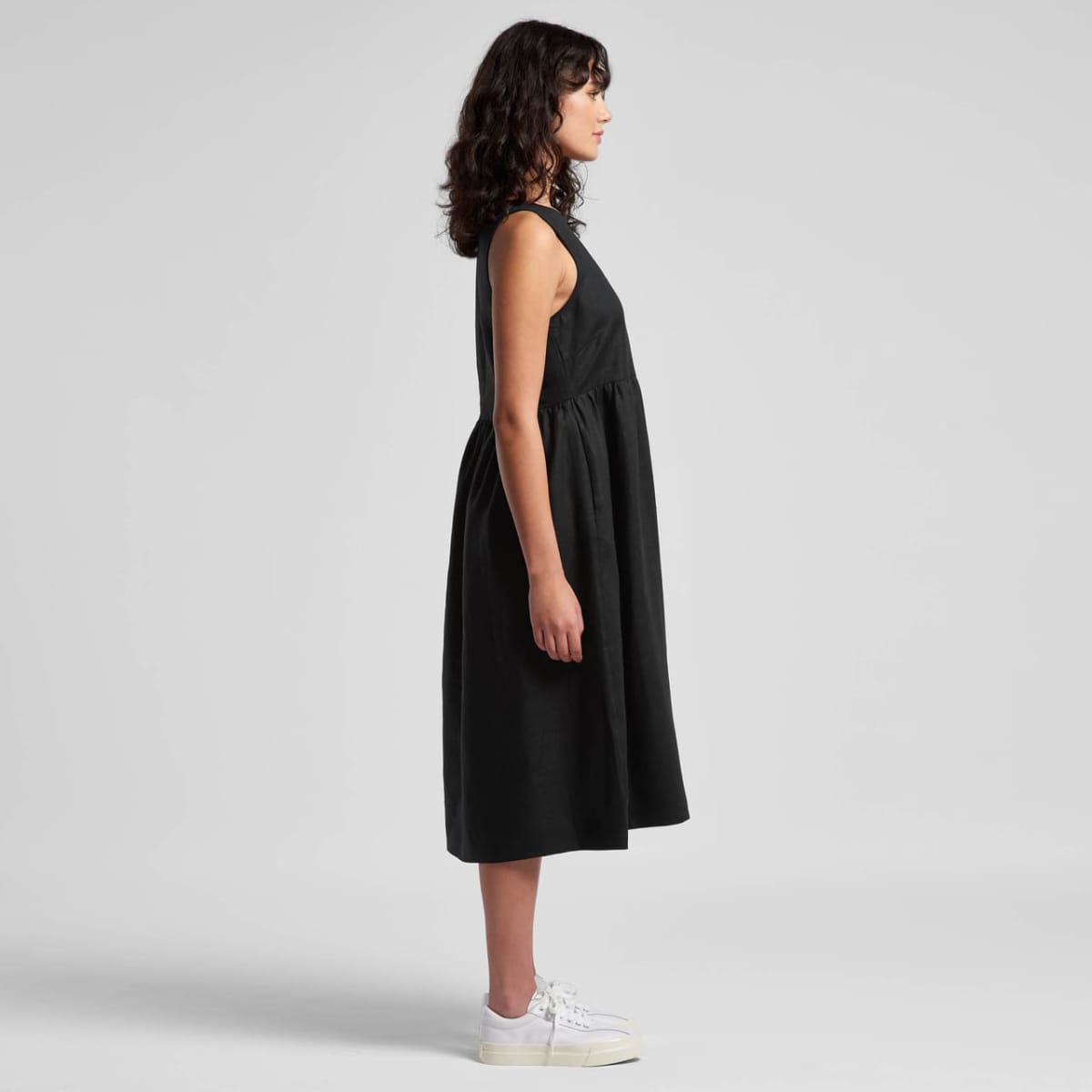 Wo's Linen Dress