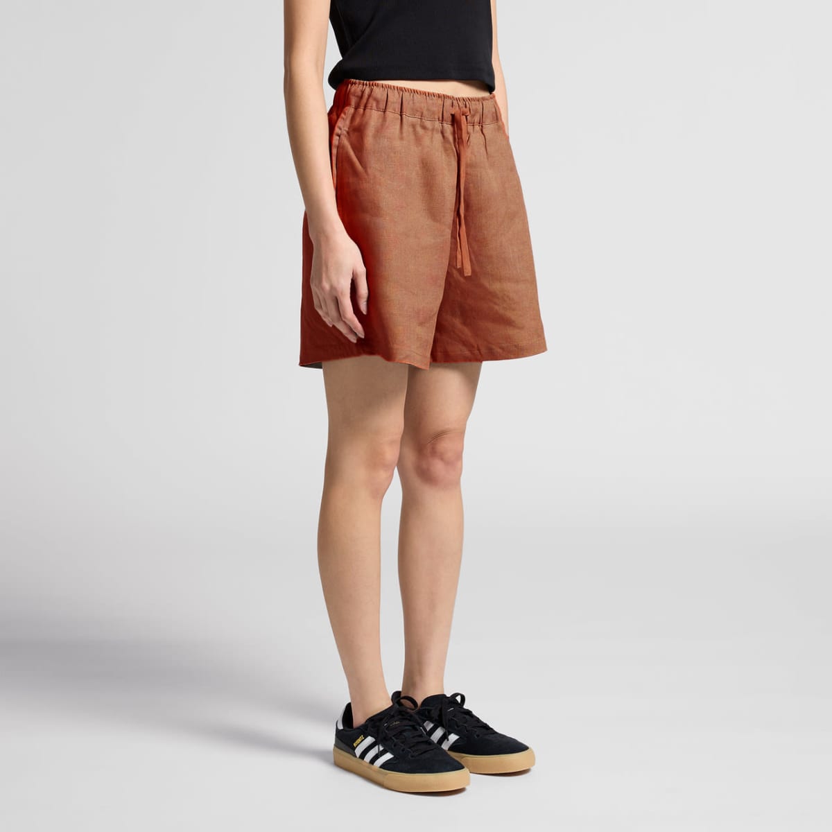 Wo's Linen Shorts