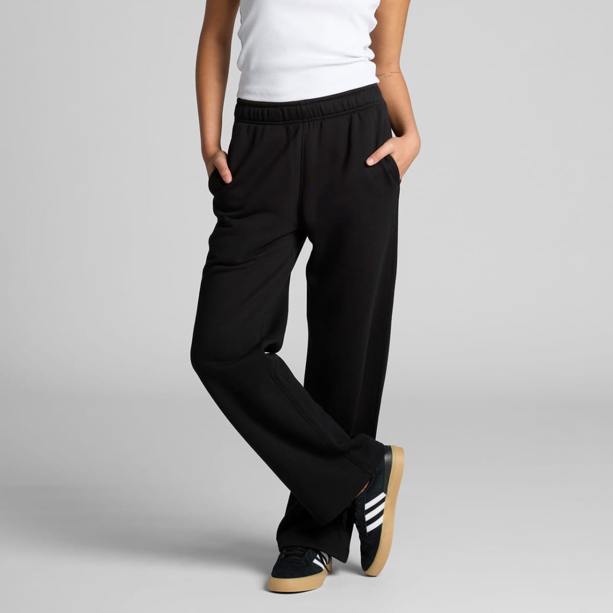 Wo's Relax Cuffless Track Pants