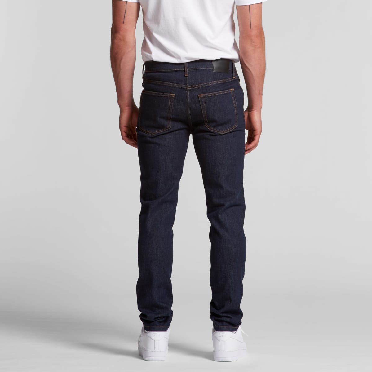 Standard Jeans
