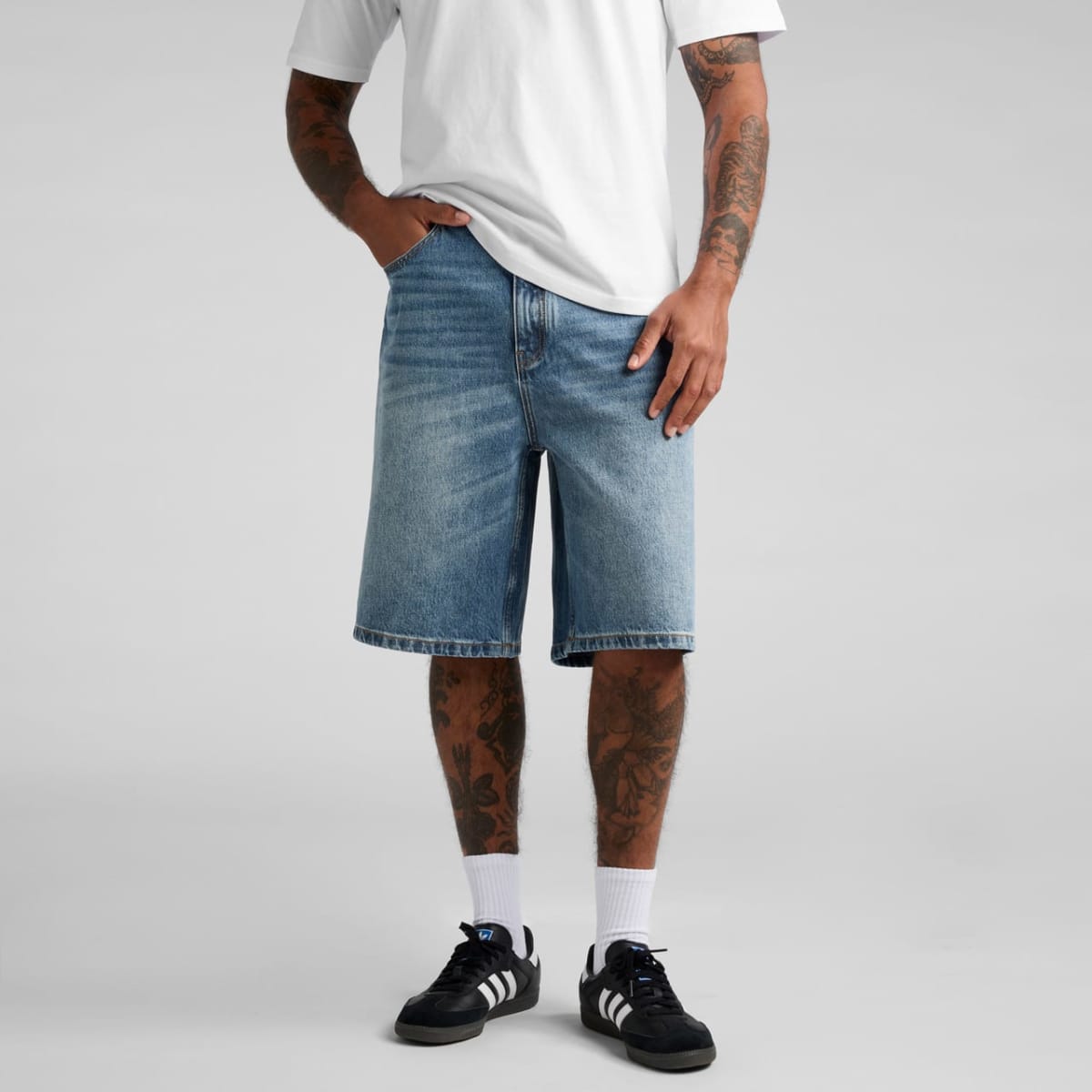 Denim Shorts 23"