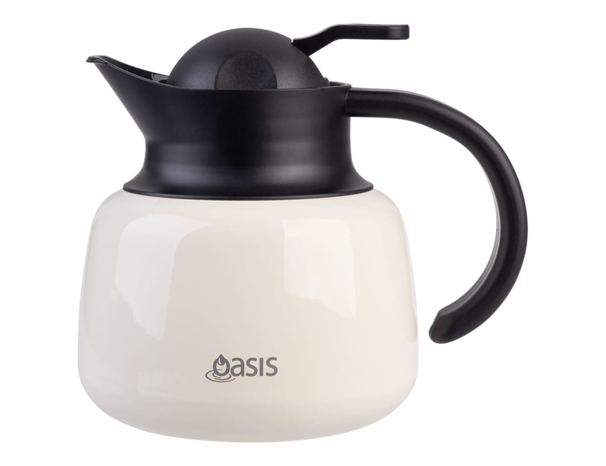 Oasis 750ml Insulated Teapot with Strainer