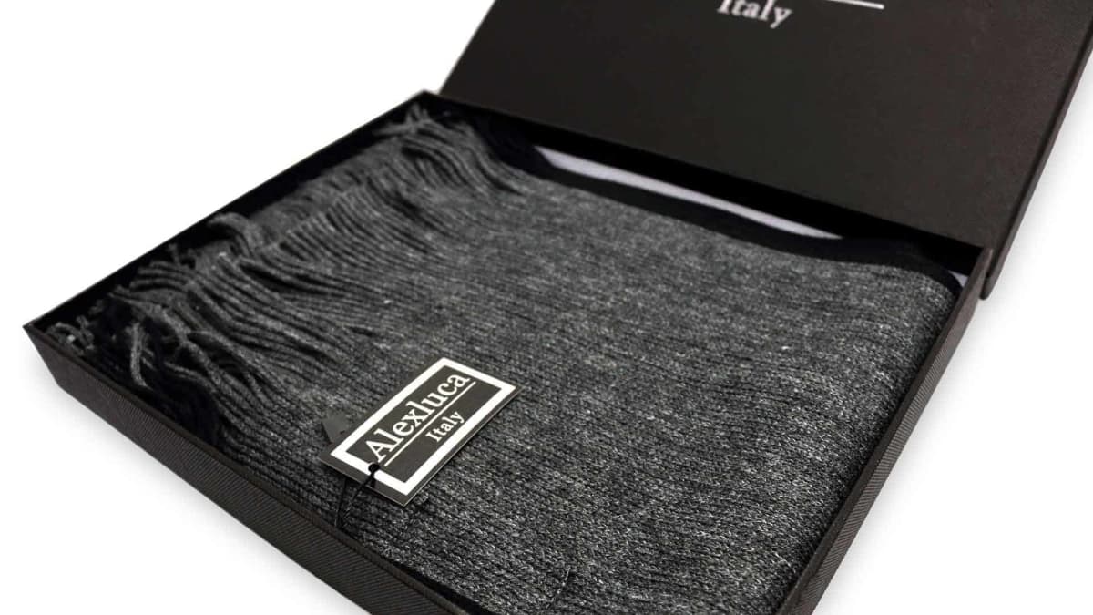 Scarf made from cotton and viscose material gift boxed Luomo