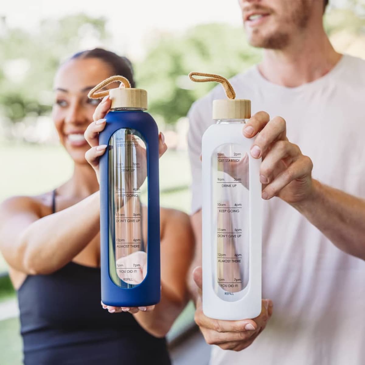 Arlo 1L Glass Water Bottle