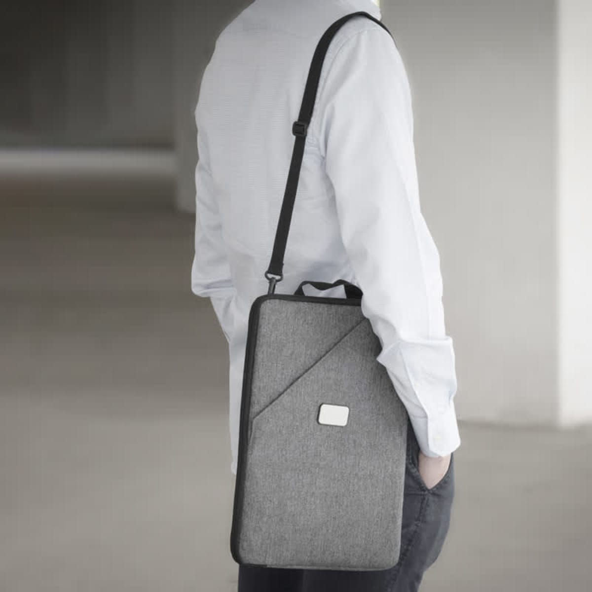 Specter Go Laptop Sling Bag (Stock)
