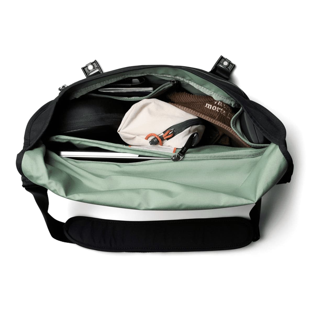 Bellroy Classic Messenger 13L