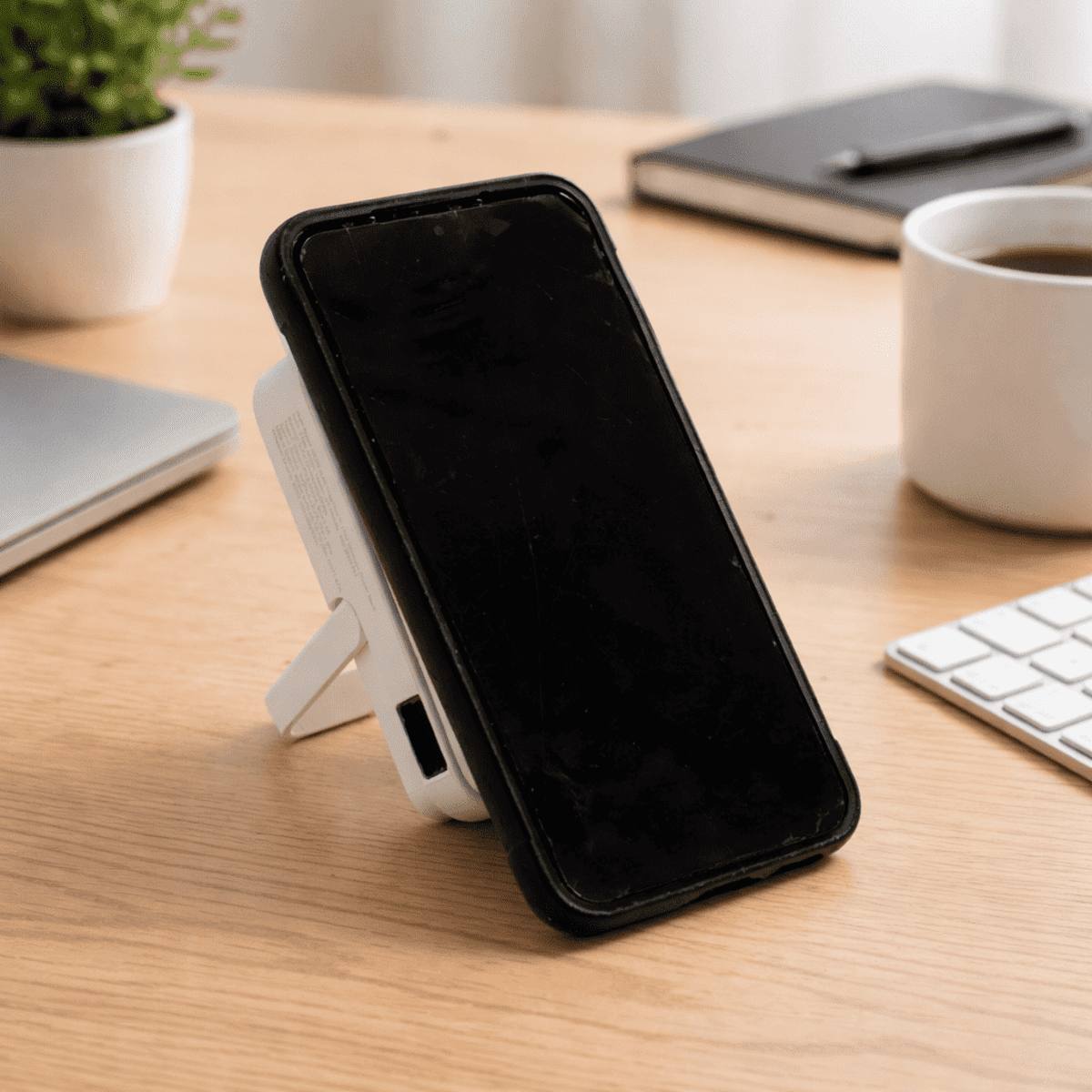 The Mellany 15W Wireless Charging Powerbank 10,000mAh