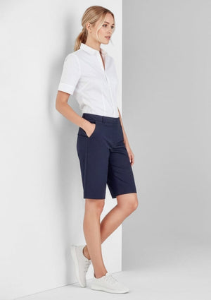 Womens Comfort Waist Cargo Short