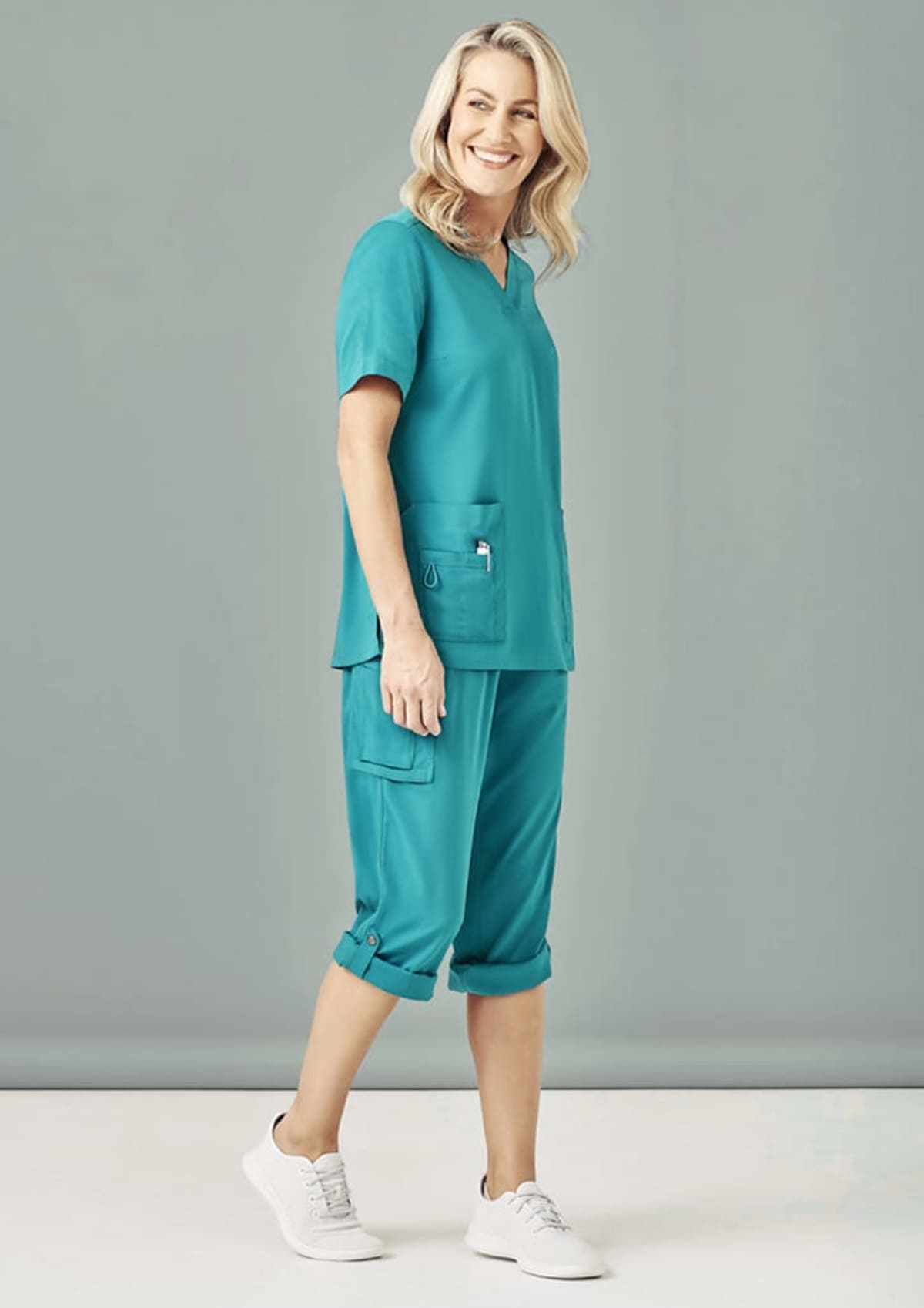 Womens Avery V-Neck Scrub Top