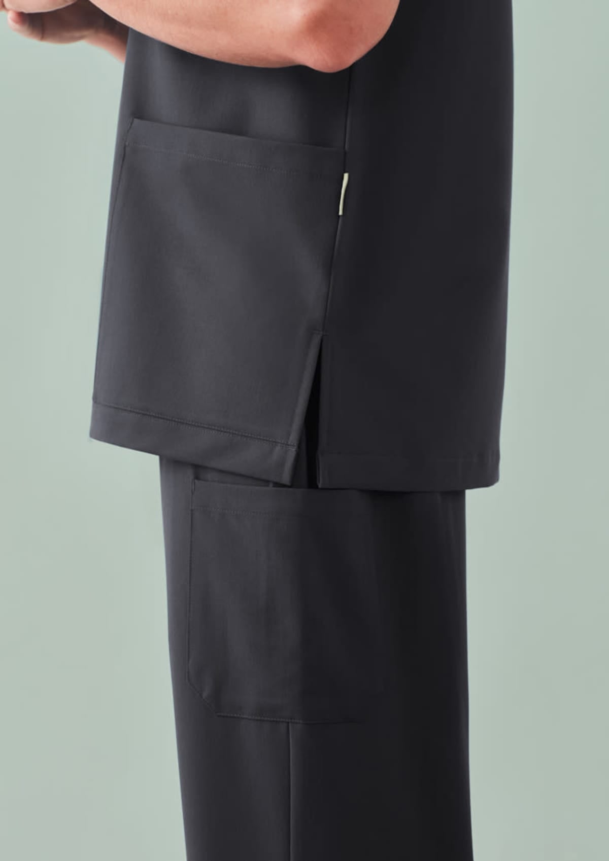 Unisex Pulse V-Neck Scrub Top