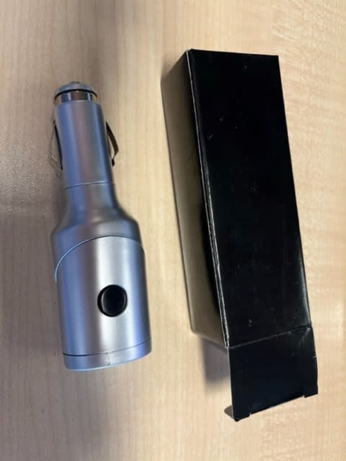 Swivel head in car USB and torch