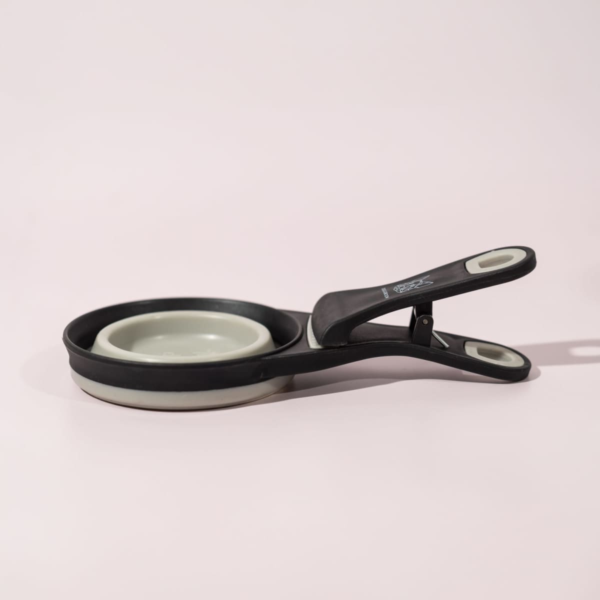 Collapsible Silicone Pet Food Scoop & Bag Clip