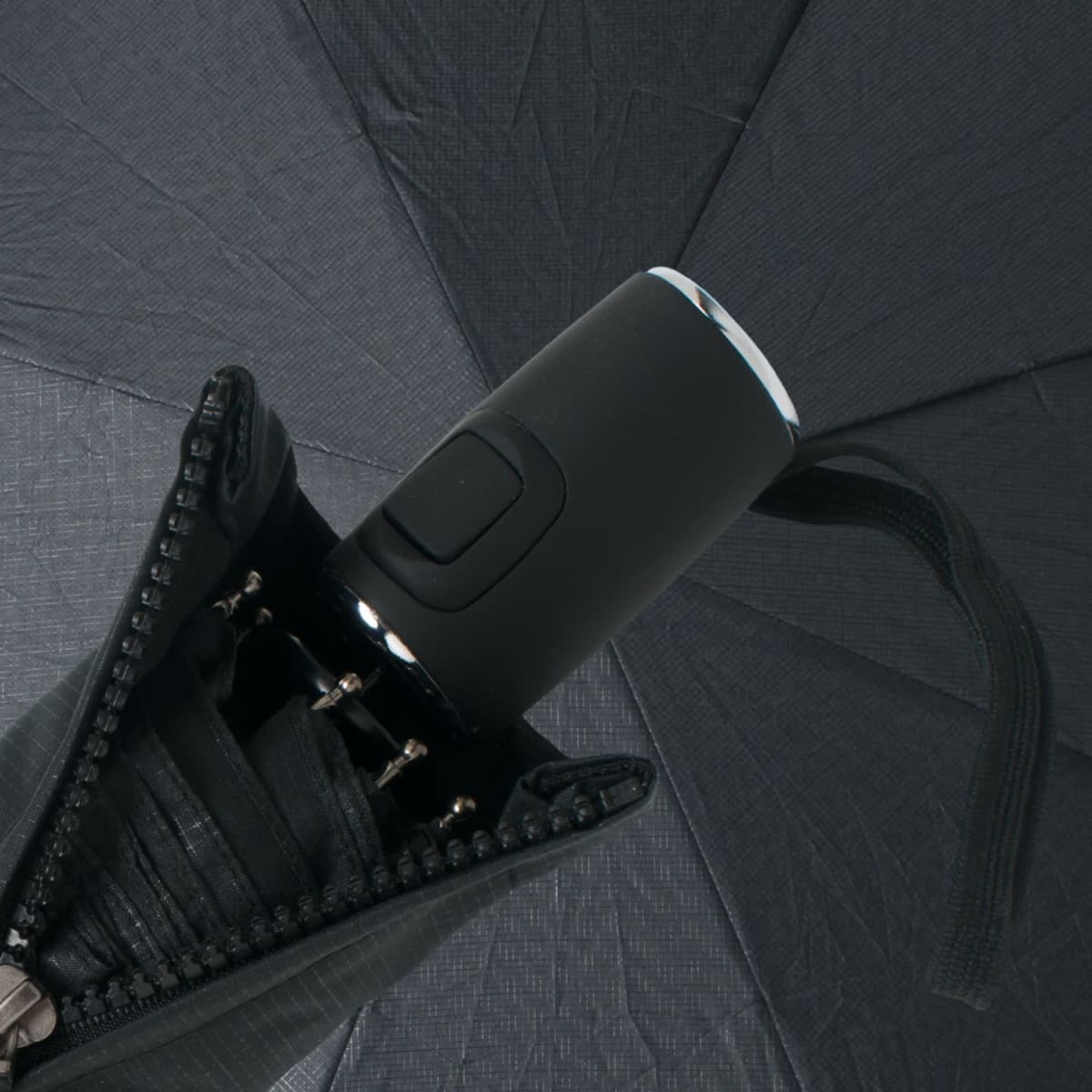 Umbrella Grid Pocket