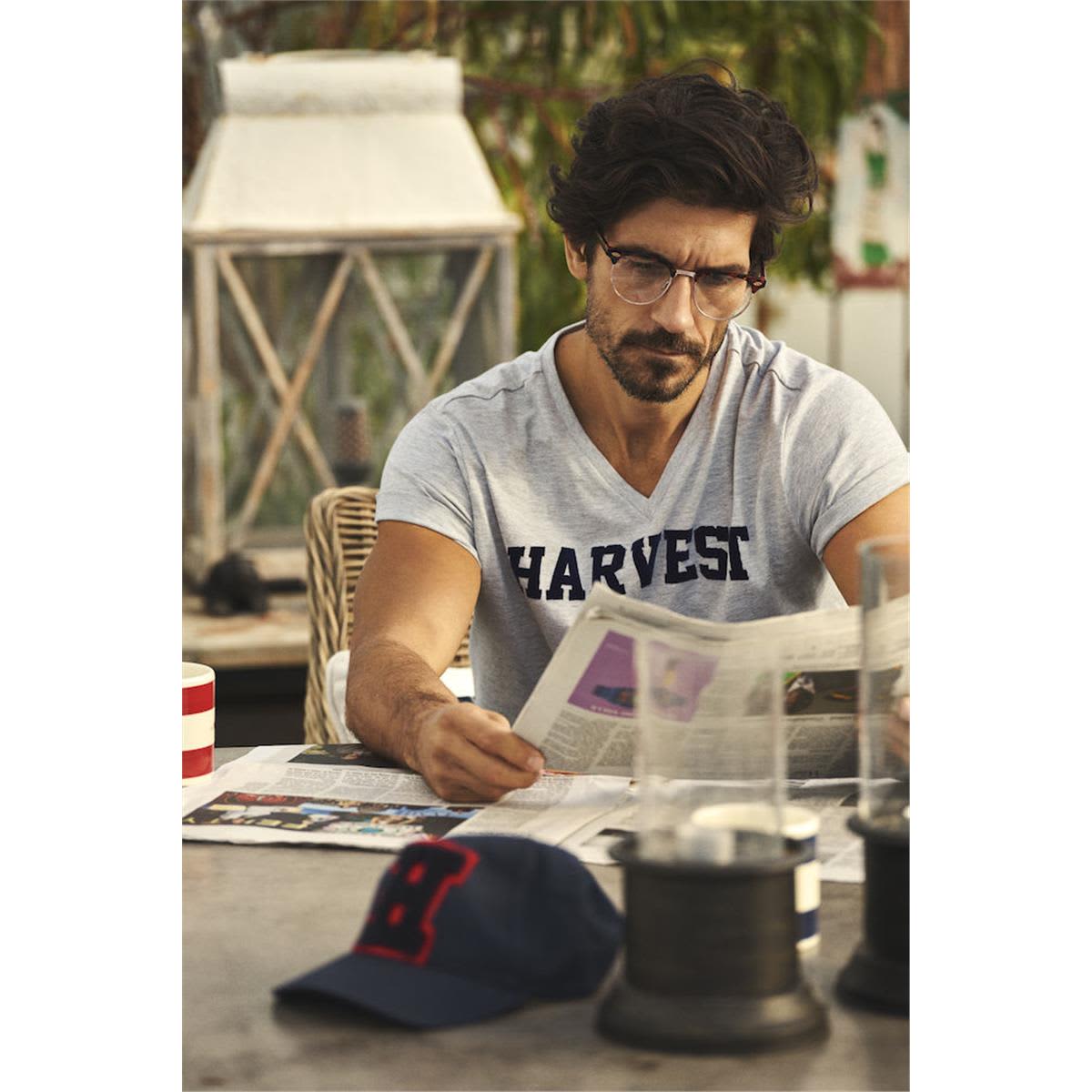 American V Men's V Neck Tee