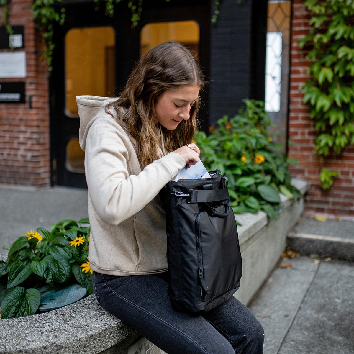 Meridan Tote Backpack