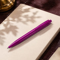 Javelin Pen