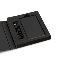 Axial 5,000mAh Solid State Power Bank by Nomis