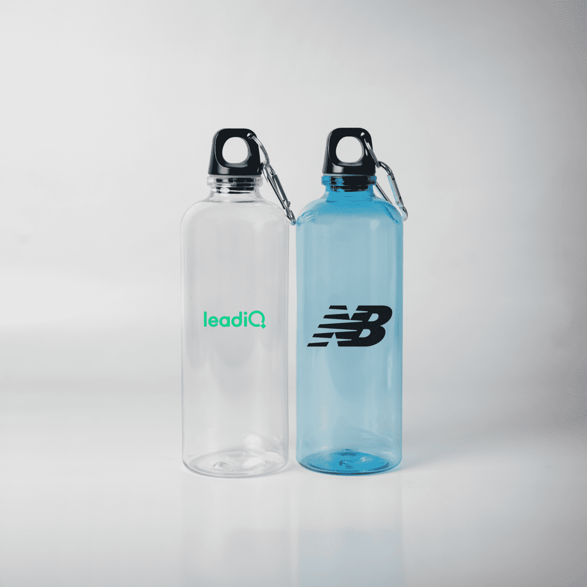 Ember 700ml Plastic Bottle with Carabiner