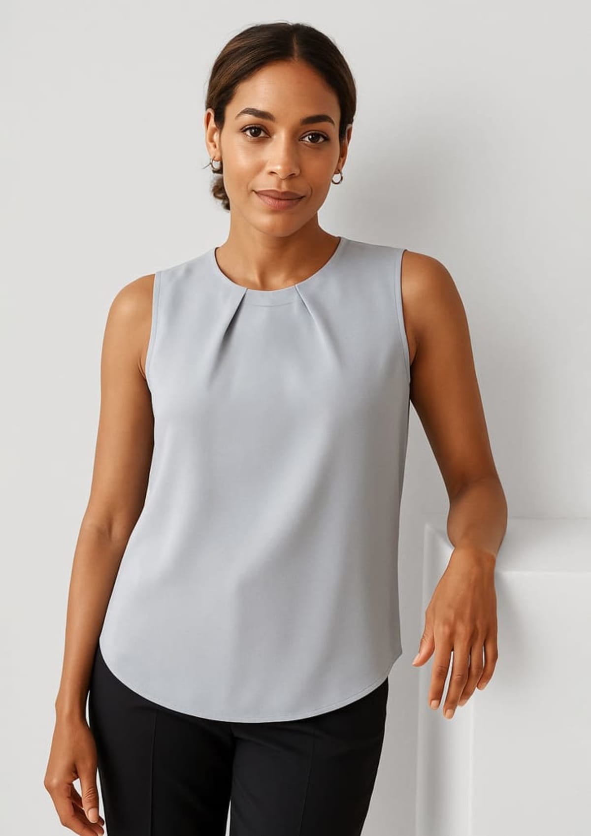 Womens Estelle Sleeveless Pleat Detail Blouse