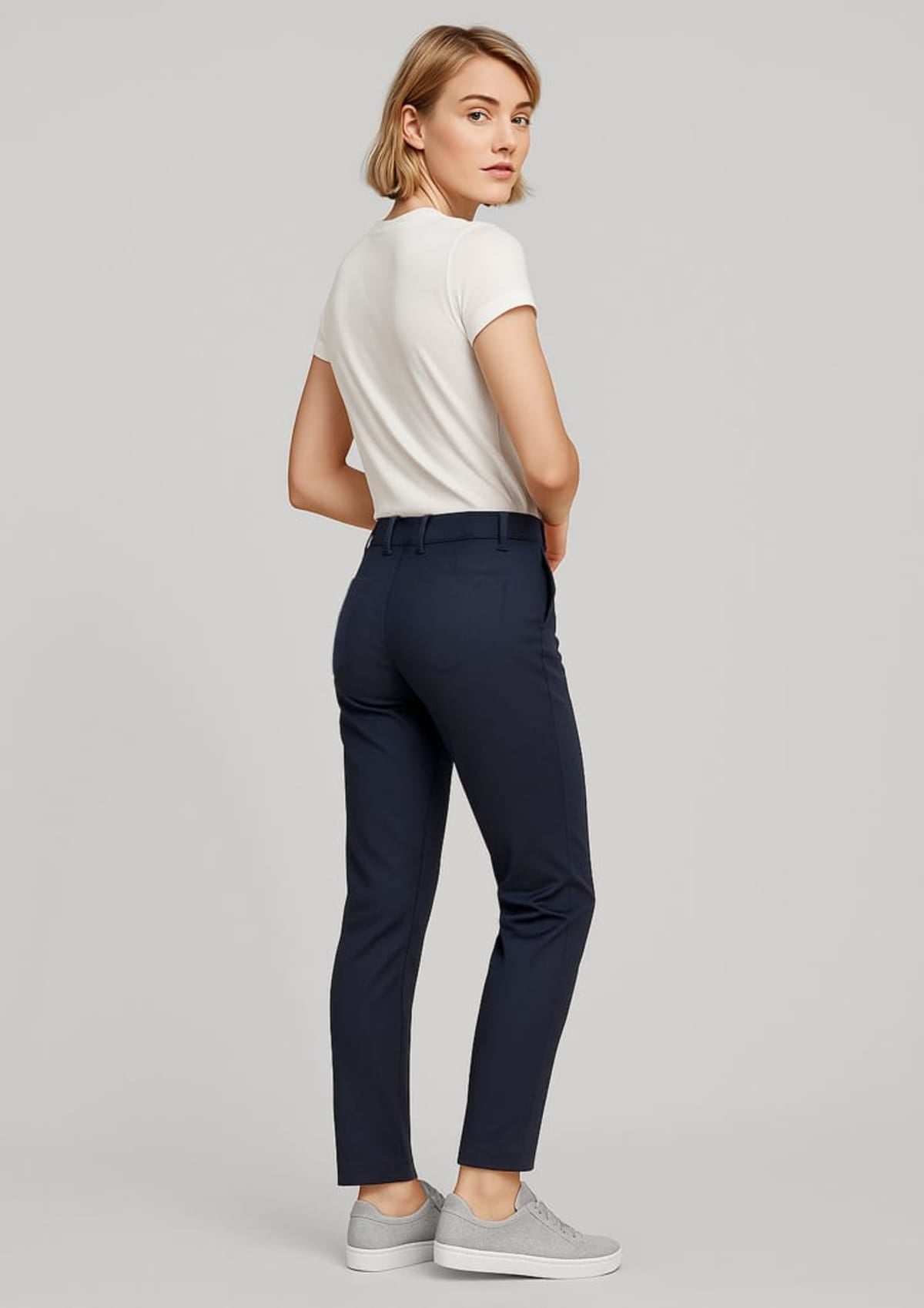 Womens Slim Leg Stretch Chino Pant