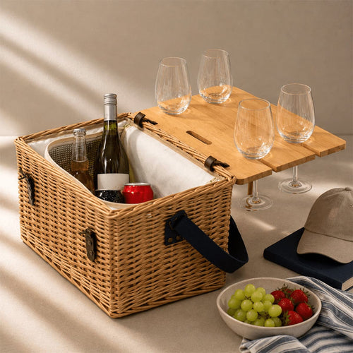 Trekk Wicker Basket w/ Picnic Table