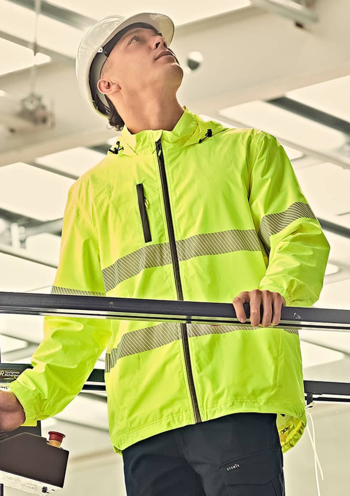Unisex Super Light Segmented Tape Packable Rain Jacket