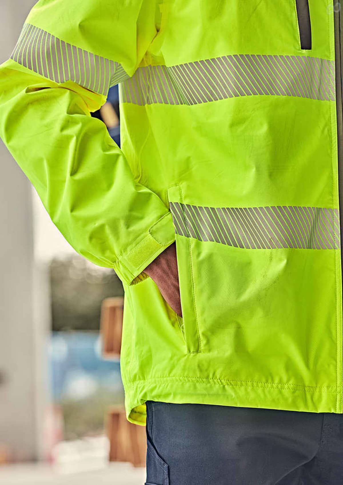 Unisex Super Light Segmented Tape Packable Rain Jacket