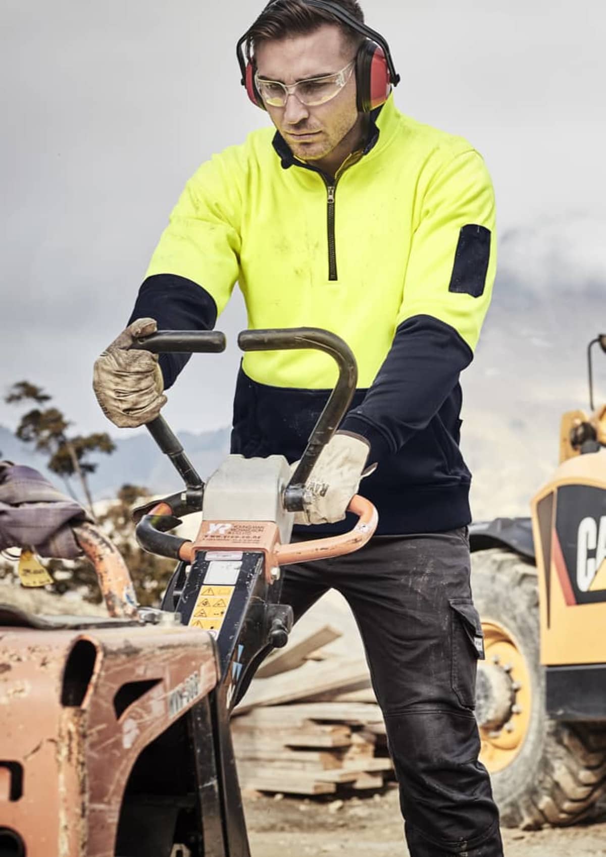 Unisex Hi Vis 1/2 Zip Pullover