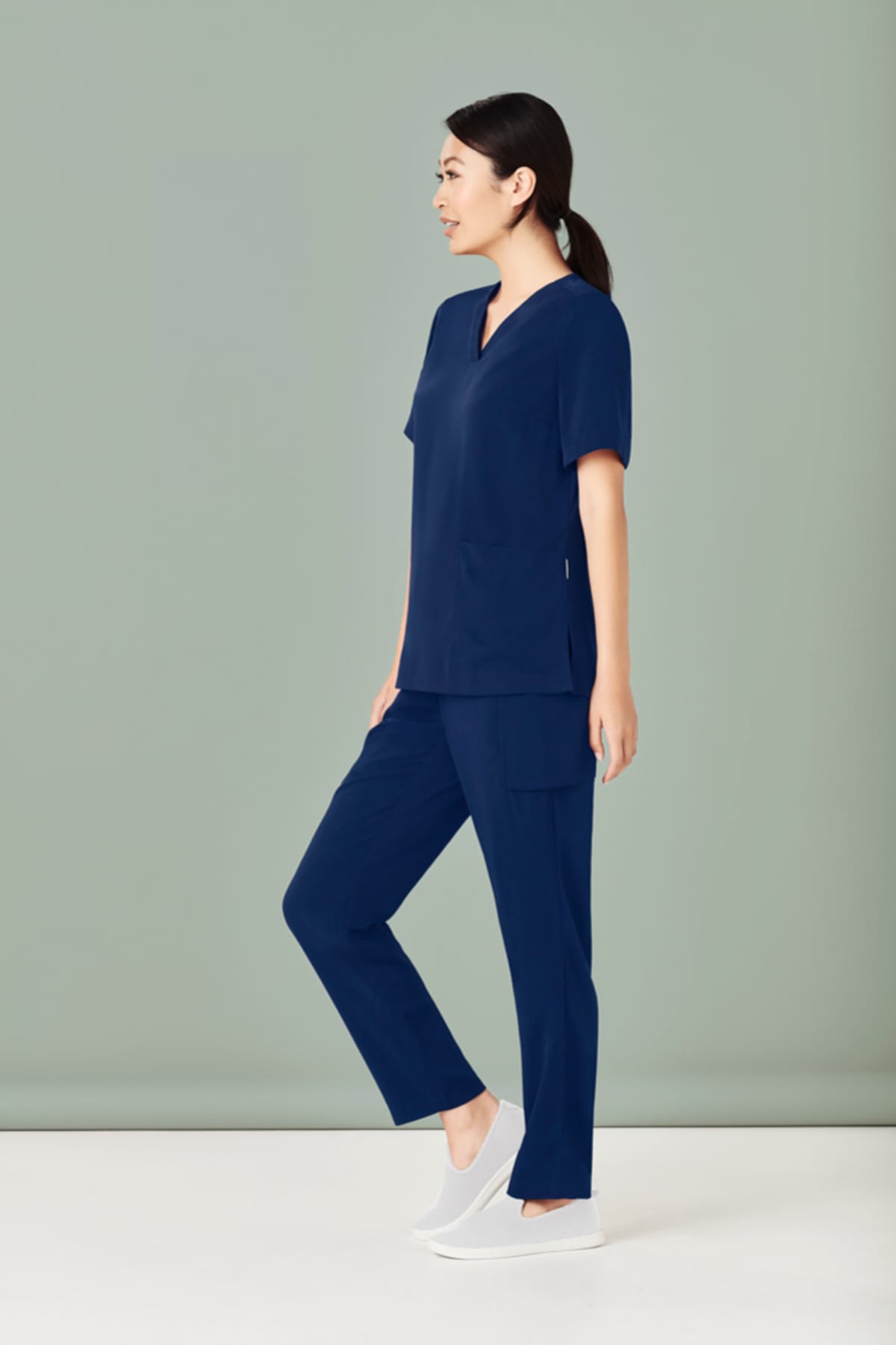 Womens Avery Slim Leg Scrub Pant