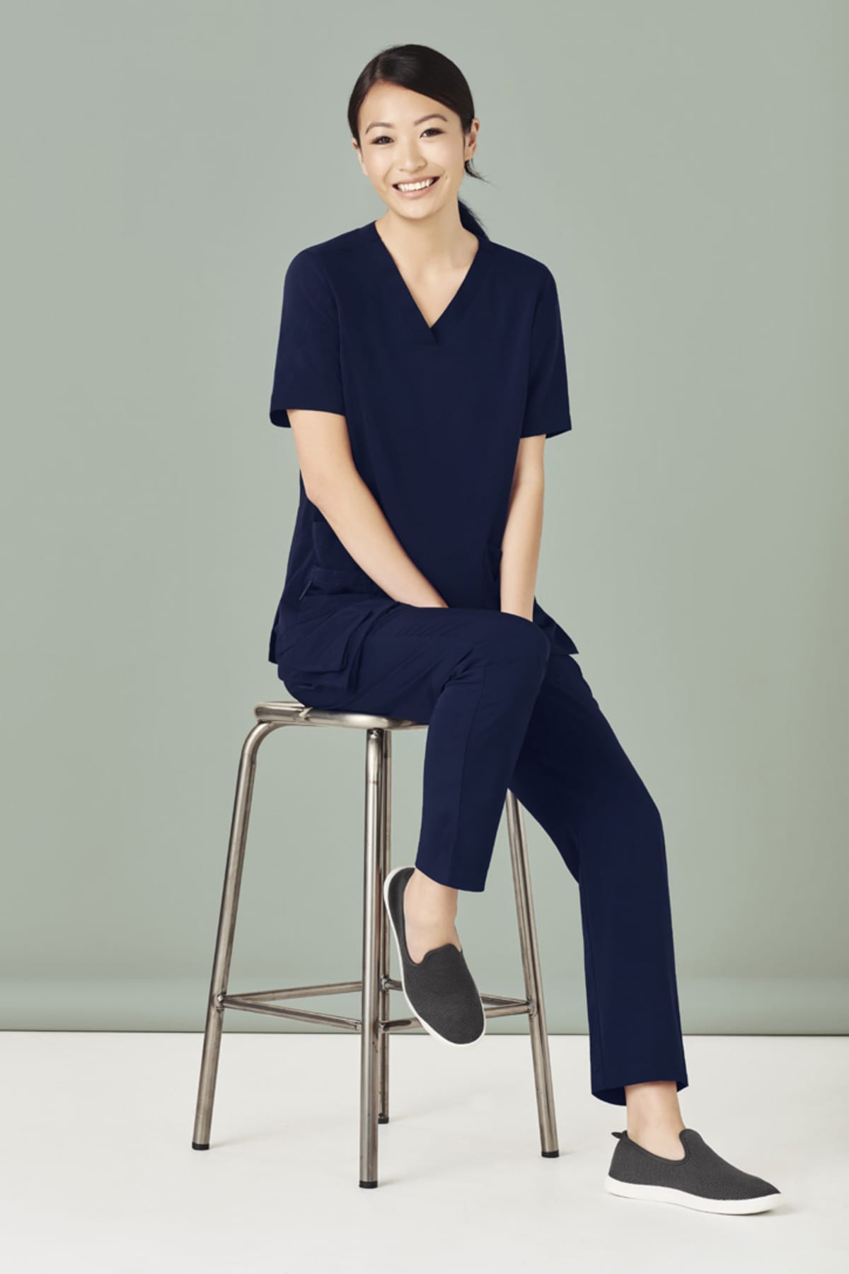 Womens Avery Slim Leg Scrub Pant